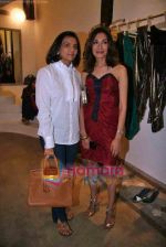 at Creo store launch in Kemps Corner on 11th Nov 2009 (35).JPG
